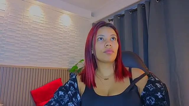 TiffanyWalk online show from 09-22-25, 11:27