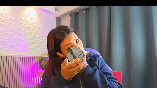 TiffanyWalk online show from 03-31-26, 11:45