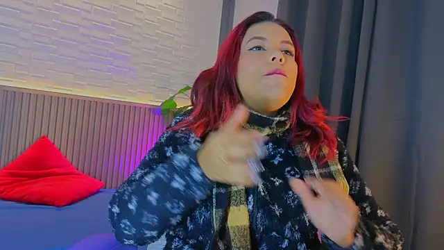 TiffanyWalk online show from 10-04-25, 11:23