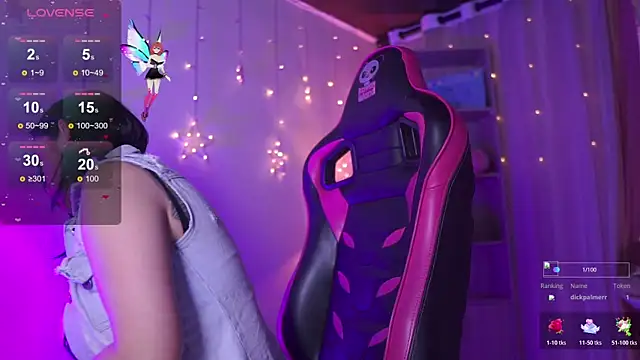 Madison Mayer online show from 11-19-25, 01:00