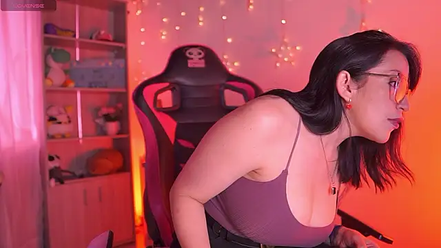 Madison Mayer online show from 03-20-26, 01:12