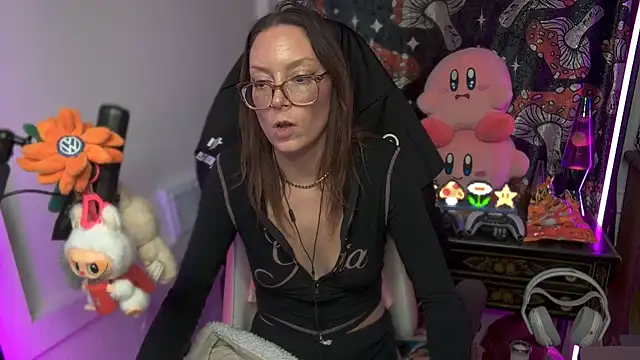 SpaceCowWhore online show from 01-15-26, 04:38