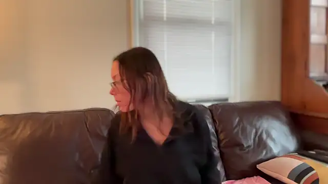 SpaceCowWhore online show from 04-30-26, 03:08