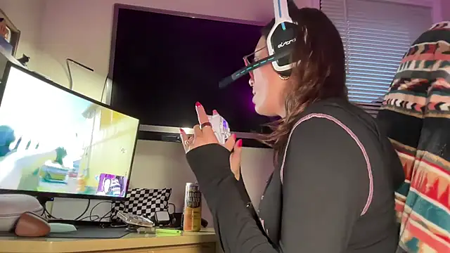 SpaceCowWhore online show from 09-09-25, 11:25