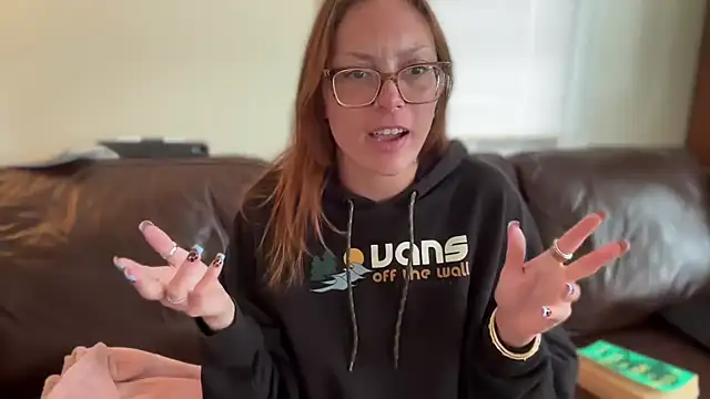 Snapshot of SpaceCowWhore chatting on 06-18-26, 03:50 SpaceCowWhore online show from 06-18-26, 03:50