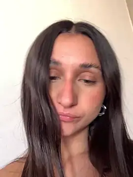 Snapshot of luci_brecman chatting on 05-27-26, 05:20 luci brecman online show from 05-27-26, 05:20