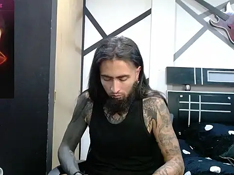 Snapshot of _daamonrock_ chatting on 10-25-25, 03:17  daamonrock  online show from 10-25-25, 03:17