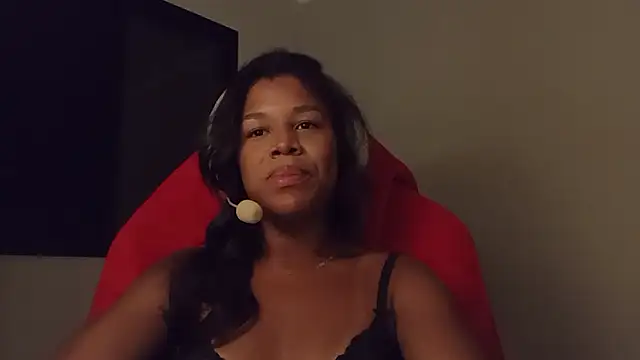 Snapshot of cammydebora chatting on 10-02-25, 12:14 cammydebora online show from 10-02-25, 12:14