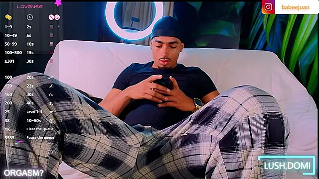 Snapshot of LiamByrne chatting on 02-25-26, 04:56 LiamByrne online show from 02-25-26, 04:56