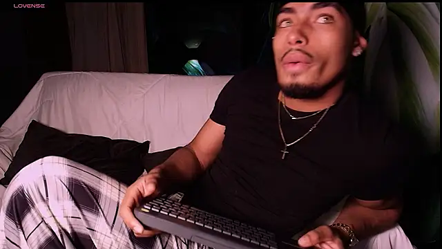 Snapshot of LiamByrne chatting on 02-21-26, 05:20 LiamByrne online show from 02-21-26, 05:20