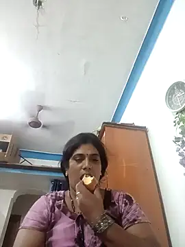 kissmetha online show from 10-02-25, 09:45