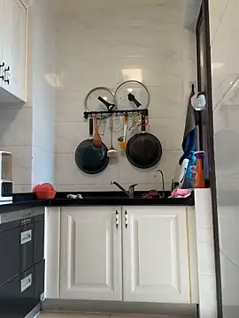 aa520uv online show from 11-02-25, 03:22