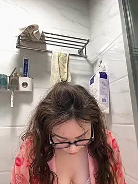 aa520uv online show from 03-23-26, 02:33