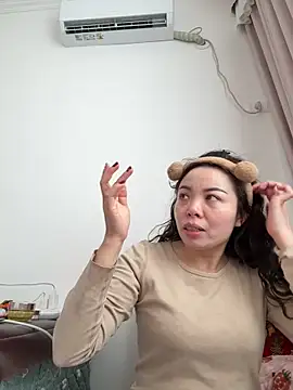 Snapshot of aa520uv chatting on 02-01-26, 03:05 aa520uv online show from 02-01-26, 03:05