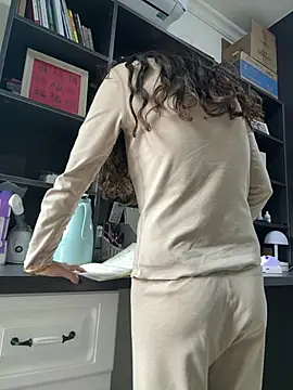 aa520uv online show from 03-30-26, 01:51