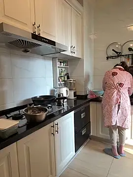 aa520uv online show from 12-20-25, 02:47