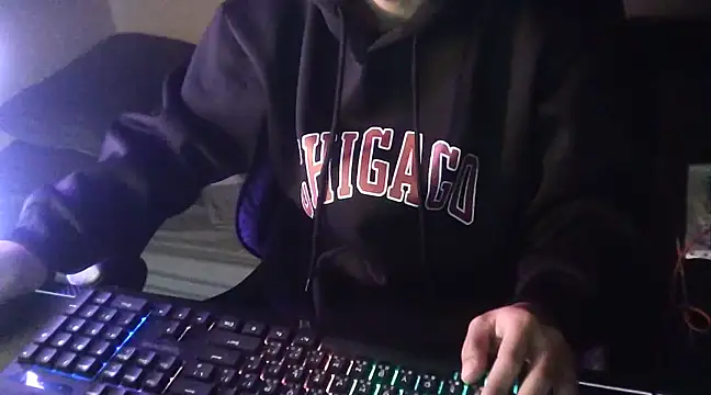 Snapshot of zhezheggin chatting on 03-16-25, 01:17 zhezheggin online show from 03-16-25, 01:17