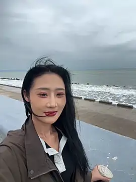 linger-23 online show from 10-22-25, 06:13