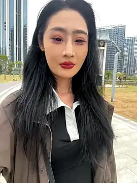 linger-23 online show from 10-28-25, 04:57