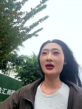 linger-23 online show from 10-25-25, 07:29