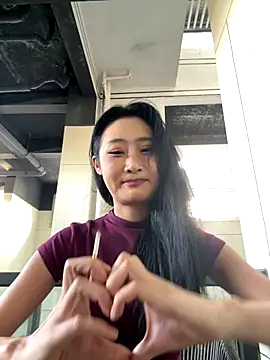 linger-23 online show from 09-11-25, 06:57