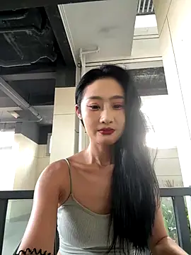 linger-23 online show from 09-28-25, 06:20