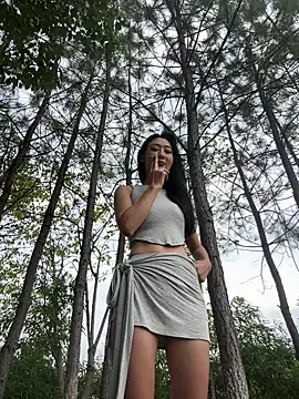 linger-23 online show from 09-10-25, 07:18