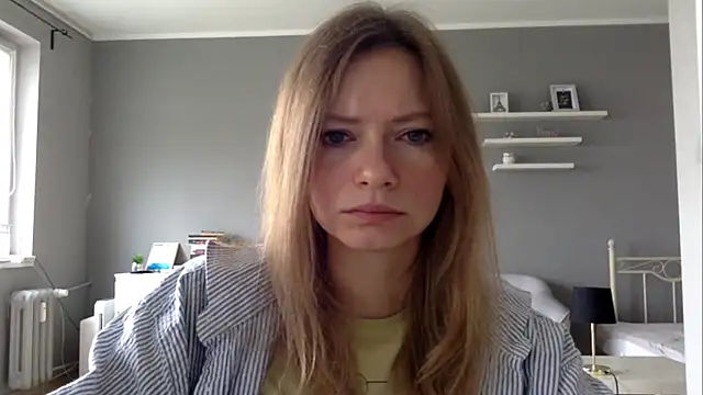 Snapshot of MillieShow chatting on 03-29-26, 07:10 MillieShow online show from 03-29-26, 07:10