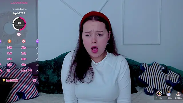 Cute kitty- online show from 09-28-25, 02:29