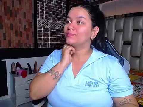 Snapshot of kriss_sweetboobs10 chatting on 09-19-25, 12:42 kriss sweetboobs10 online show from 09-19-25, 12:42