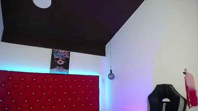 kriss sweetboobs10 online show from 05-12-26, 12:55