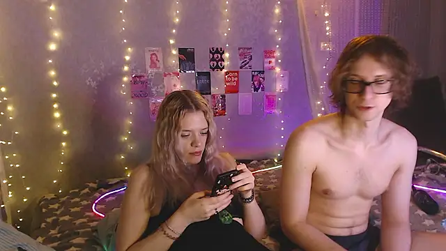 Your Horny Friends online show from 03-25-26, 04:50