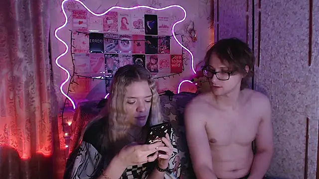 Your Horny Friends online show from 11-22-25, 03:22