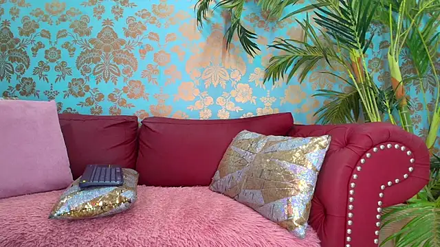 EmmaReyez online show from 12-04-25, 05:34