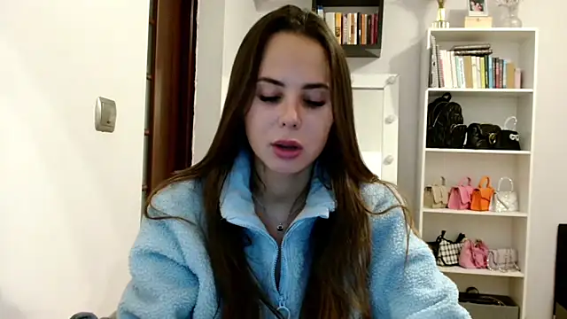 Snapshot of MayaJoy24 chatting on 10-21-25, 07:02 MayaJoy24 online show from 10-21-25, 07:02