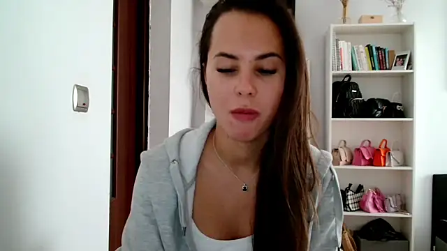 Snapshot of MayaJoy24 chatting on 09-26-25, 07:37 MayaJoy24 online show from 09-26-25, 07:37