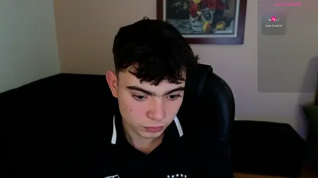 lukeboyce33 online show from 04-17-26, 10:45