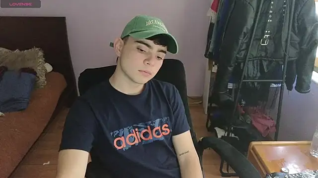 lukeboyce33 online show from 05-19-26, 10:06