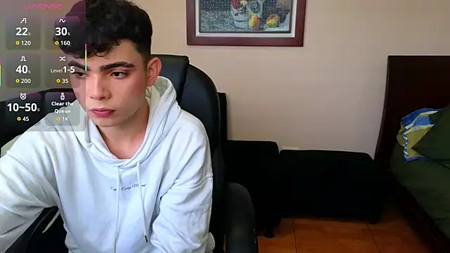 lukeboyce33 online show from 10-19-25, 09:50