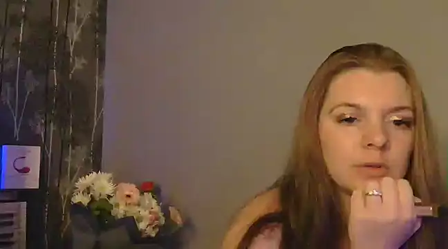 Snapshot of Amesthyst_destiny chatting on 03-14-25, 03:25 Amesthyst destiny online show from 03-14-25, 03:25