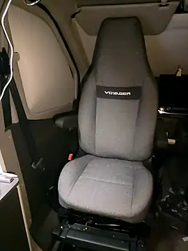 Snapshot of Amesthyst_destiny chatting on 09-23-25, 12:28 Amesthyst destiny online show from 09-23-25, 12:28