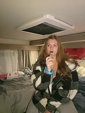 Snapshot of Amesthyst_destiny chatting on 10-24-25, 05:34 Amesthyst destiny online show from 10-24-25, 05:34