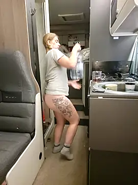 Snapshot of Amesthyst_destiny chatting on 10-01-25, 11:41 Amesthyst destiny online show from 10-01-25, 11:41