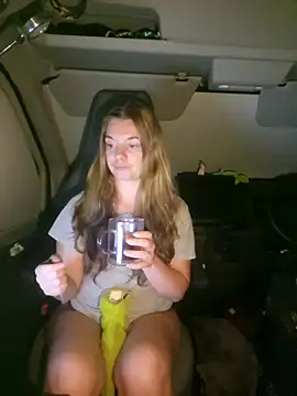 Snapshot of Amesthyst_destiny chatting on 10-05-25, 12:01 Amesthyst destiny online show from 10-05-25, 12:01