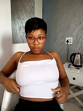 Hotytoty26 online show from 11-26-25, 12:49