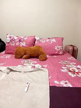 Hotytoty26 online show from 02-08-26, 07:22