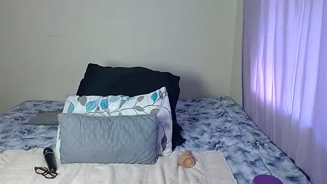 Hotytoty26 online show from 07-13-26, 11:09