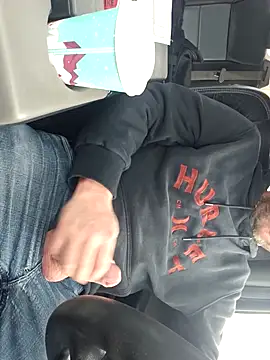 cumplay19850 online show from 11-18-25, 06:00