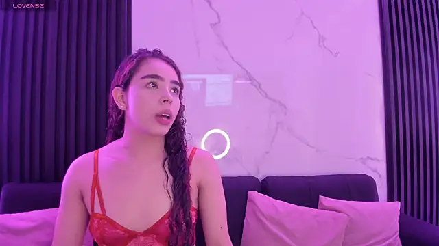 MiaScott5 online show from 10-23-25, 04:44