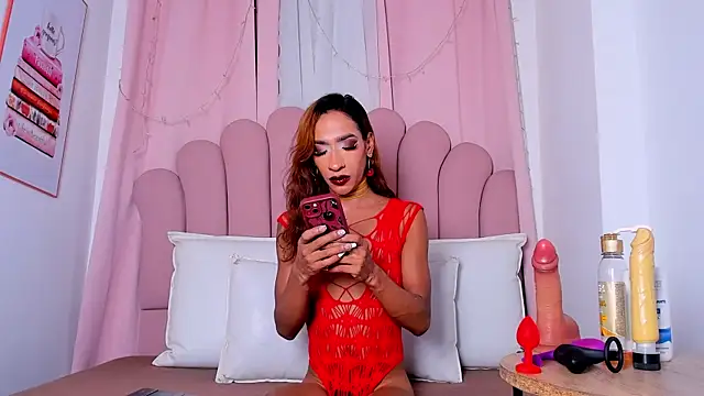 NicoleMadrird online show from 12-03-25, 07:57